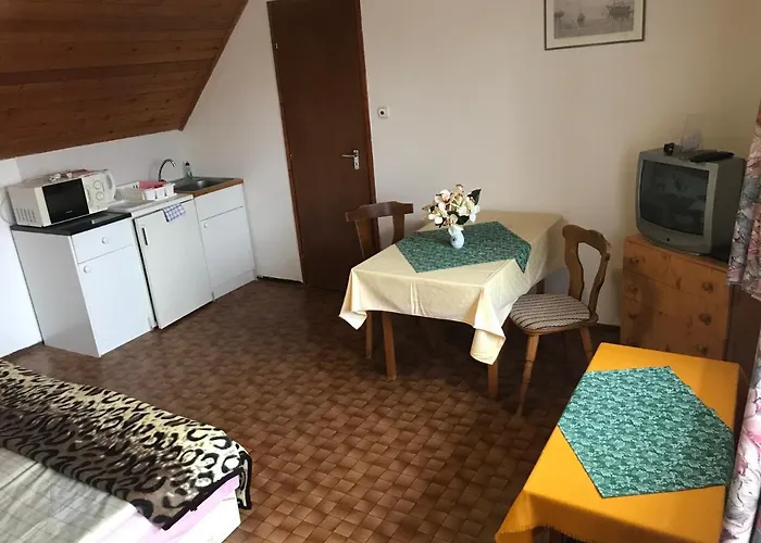 Berki Margit Apartment Heviz